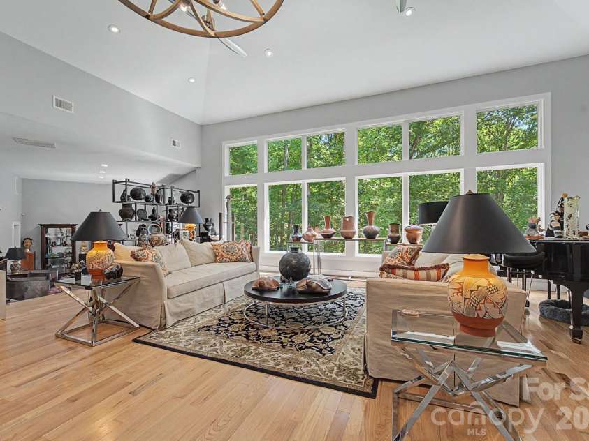 625 Echo Valley Drive, Bryson City, NC 28713.  MLS# CAR4422570, YatesRealty ID 49479. 
