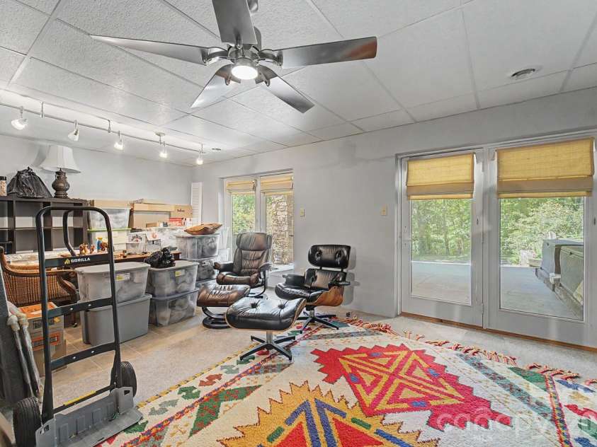 625 Echo Valley Drive, Bryson City, NC 28713.  MLS# CAR4422570, YatesRealty ID 49479. 