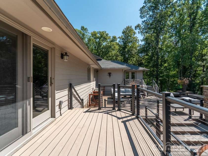 625 Echo Valley Drive, Bryson City, NC 28713.  MLS# CAR4422570, YatesRealty ID 49479. Primary BR Balcony