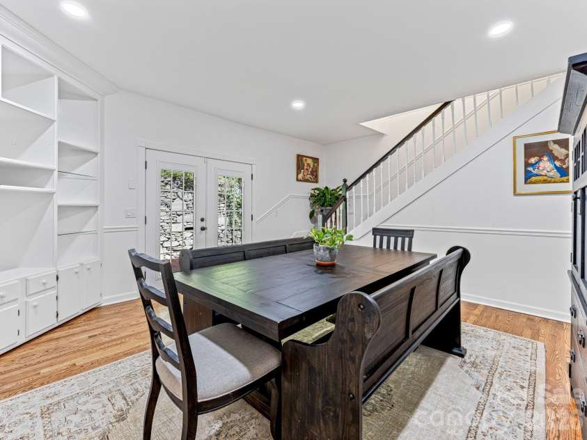 163 Northern Lights Lane, Hendersonville, NC 28739.  MLS# CAR4358817, YatesRealty ID 4948. 