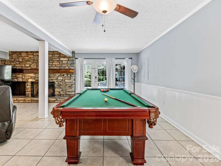163 Northern Lights Lane, Hendersonville, NC 28739.  MLS# CAR4358817, YatesRealty ID 4948. 