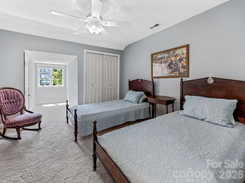 163 Northern Lights Lane, Hendersonville, NC 28739.  MLS# CAR4358817, YatesRealty ID 4948. 