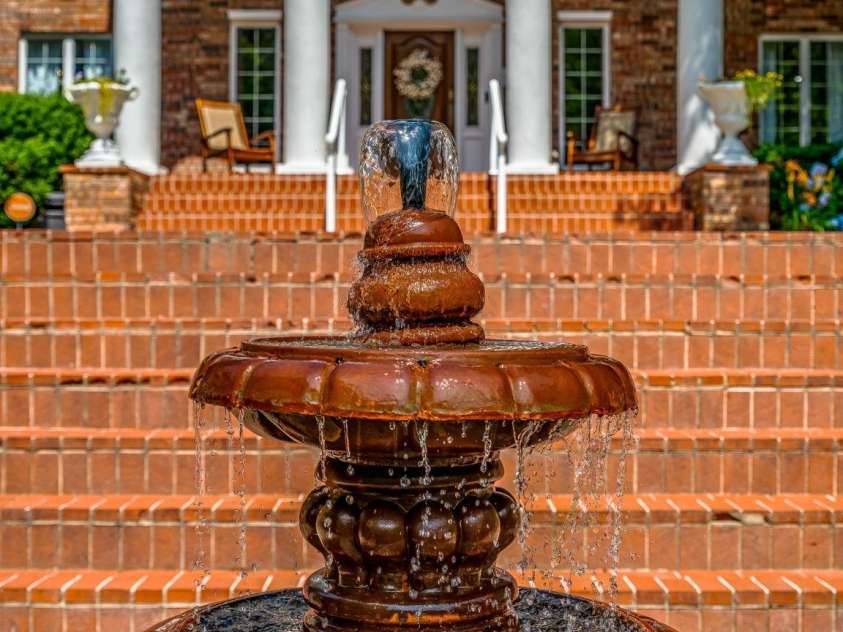 163 Northern Lights Lane, Hendersonville, NC 28739.  MLS# CAR4358832, YatesRealty ID 4948. 