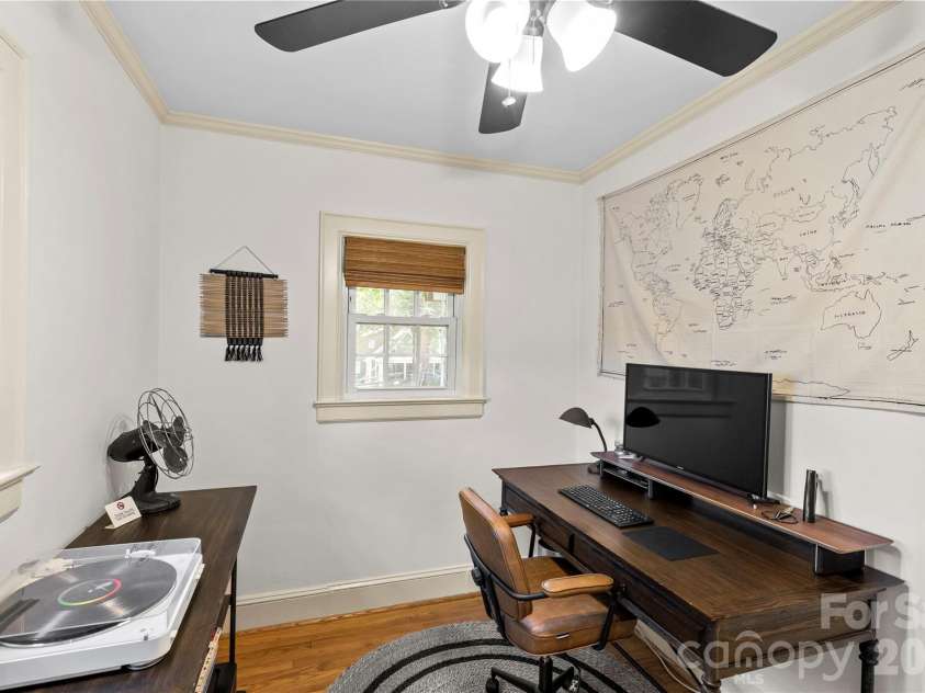 1707 Club Road, Charlotte, NC 28205.  MLS# CAR4422681, YatesRealty ID 49482. 