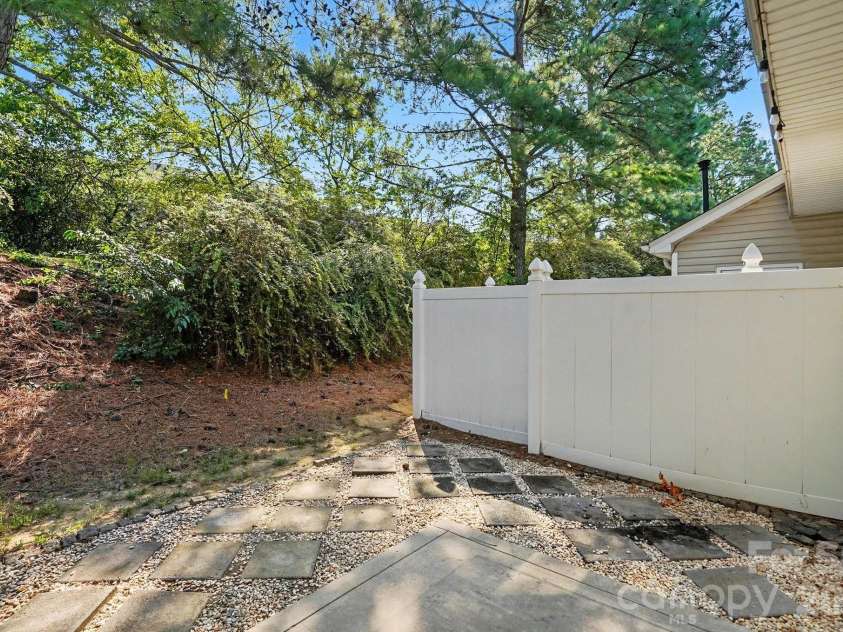 8041 Stoneham Court, Charlotte, NC 28105.  MLS# CAR4422274, YatesRealty ID 49483. 