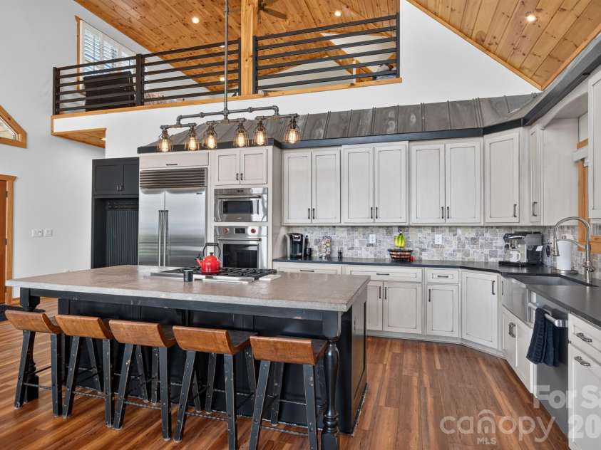 147 Night Sky Drive, Nebo, NC 28761.  MLS# CAR4422588, YatesRealty ID 49484. 