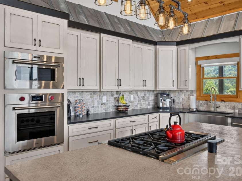147 Night Sky Drive, Nebo, NC 28761.  MLS# CAR4422588, YatesRealty ID 49484. 
