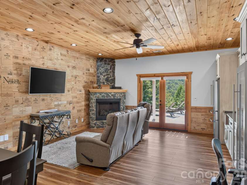 147 Night Sky Drive, Nebo, NC 28761.  MLS# CAR4422588, YatesRealty ID 49484. 