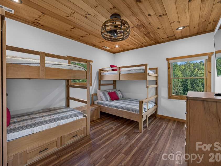 147 Night Sky Drive, Nebo, NC 28761.  MLS# CAR4422588, YatesRealty ID 49484. 