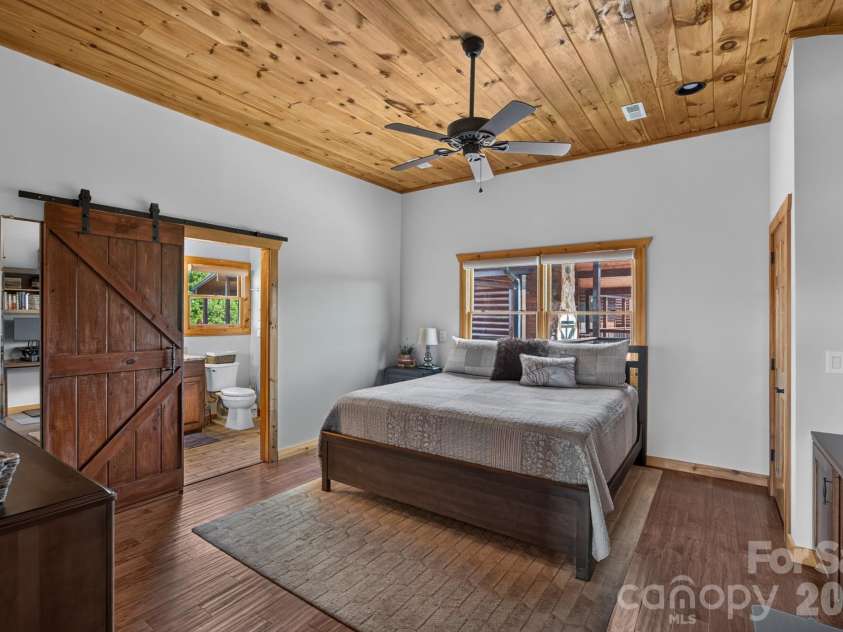 147 Night Sky Drive, Nebo, NC 28761.  MLS# CAR4422588, YatesRealty ID 49484. 