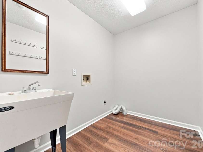 107 Timberline Drive, Morganton, NC 28655.  MLS# CAR4417249, YatesRealty ID 49486. 