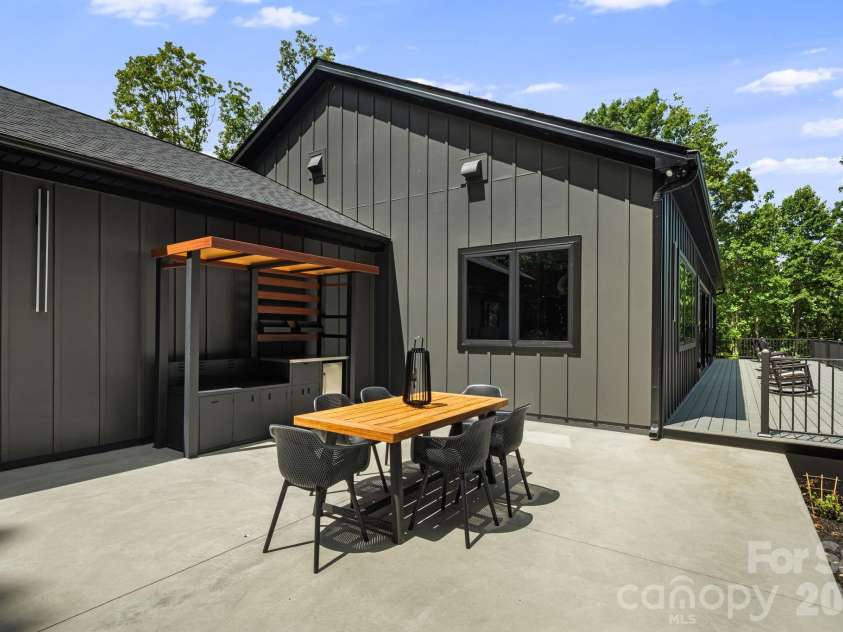 538 Pinnacle Mountain Preserve Road, Zirconia, NC 28790.  MLS# CAR4417464, YatesRealty ID 49488. 