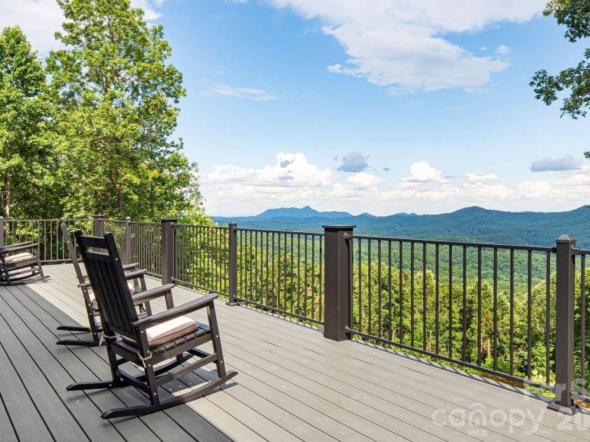 538 Pinnacle Mountain Preserve Road, Zirconia, NC 28790.  MLS# CAR4417464, YatesRealty ID 49488. 