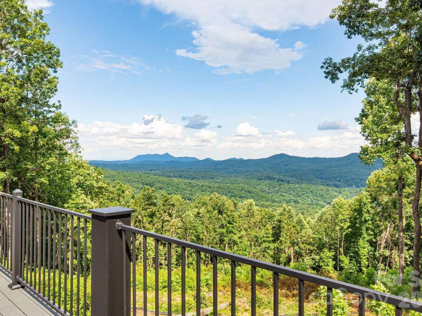 538 Pinnacle Mountain Preserve Road, Zirconia, NC 28790.  MLS# CAR4417464, YatesRealty ID 49488. 