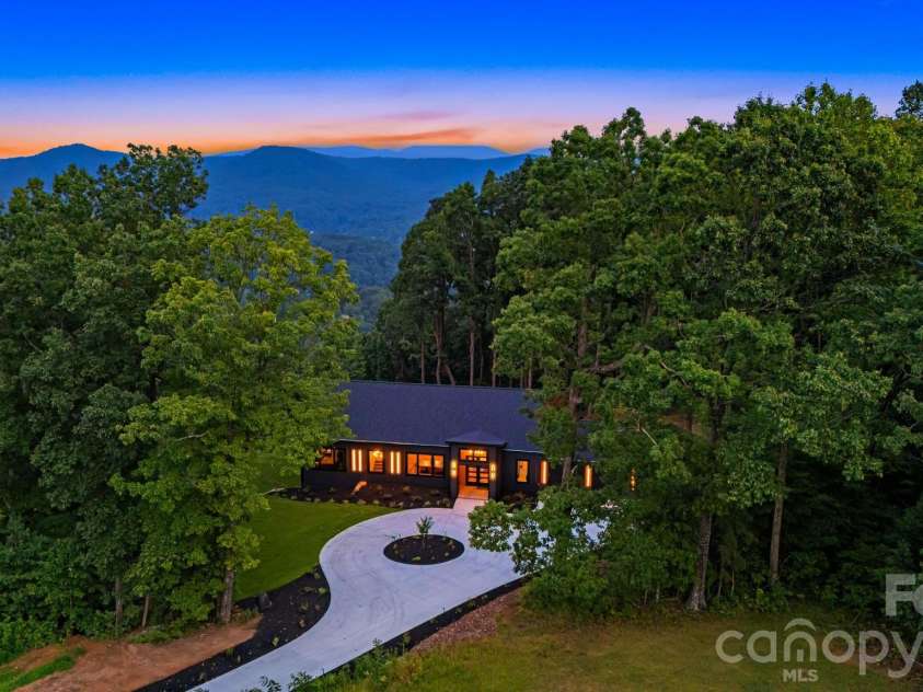 538 Pinnacle Mountain Preserve Road, Zirconia, NC 28790.  MLS# CAR4417464, YatesRealty ID 49488. 
