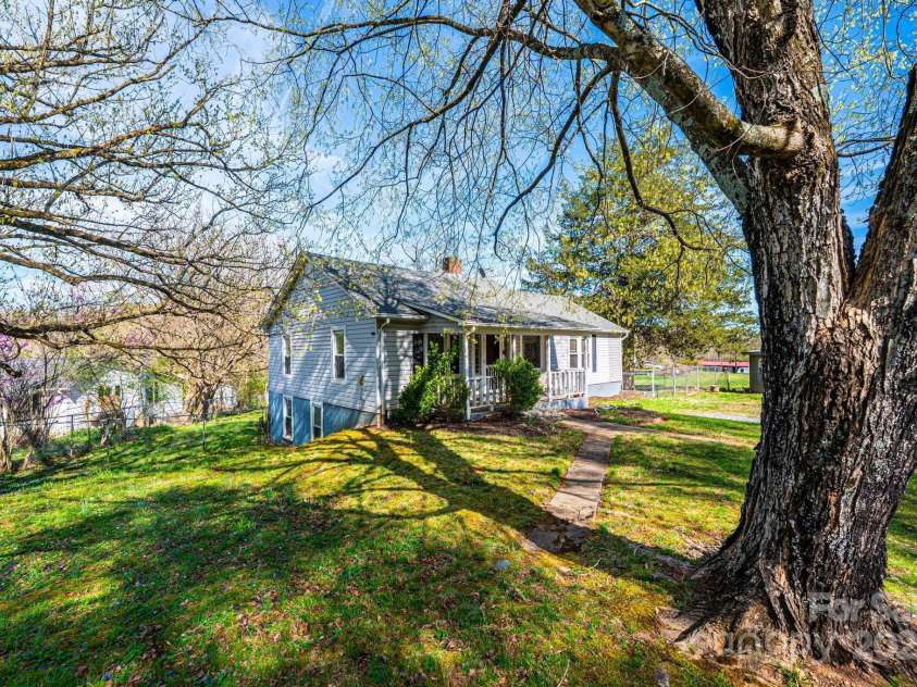 4010 LittleJohn Church Road, Lenoir, NC 28645.  MLS# CAR4235079, YatesRealty ID 4949. 