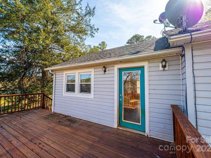 4010 LittleJohn Church Road, Lenoir, NC 28645.  MLS# CAR4235079, YatesRealty ID 4949. 