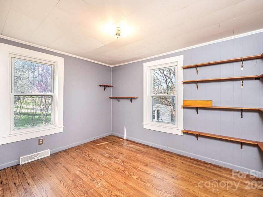 4010 LittleJohn Church Road, Lenoir, NC 28645.  MLS# CAR4235079, YatesRealty ID 4949. 