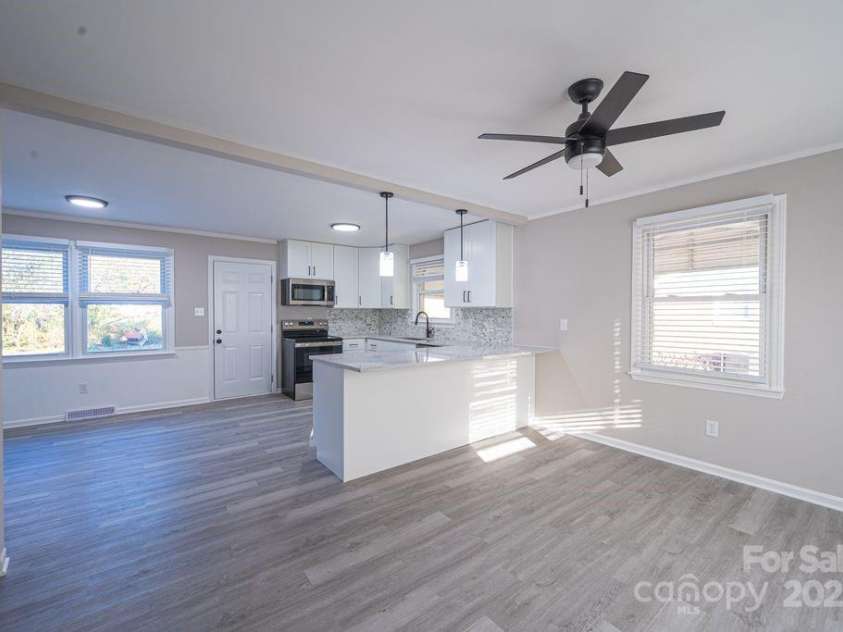 4420 Coachwood Lane, Gastonia, NC 28056.  MLS# CAR4330868, YatesRealty ID 4949. 