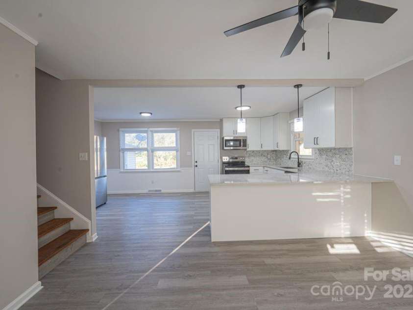 4420 Coachwood Lane, Gastonia, NC 28056.  MLS# CAR4330868, YatesRealty ID 4949. 