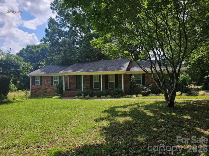 7616 Christie Lane, Charlotte, NC 28217.  MLS# CAR4422699, YatesRealty ID 49491. 