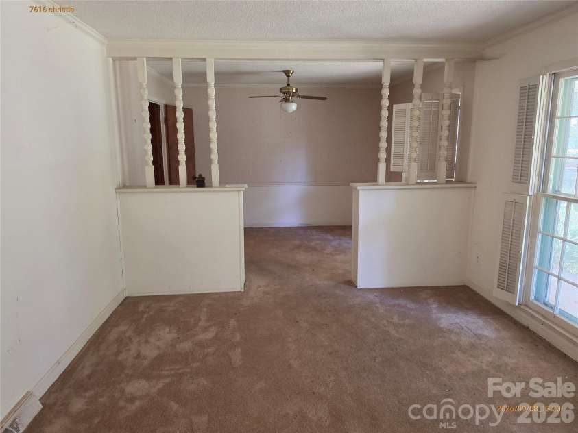 7616 Christie Lane, Charlotte, NC 28217.  MLS# CAR4422699, YatesRealty ID 49491. 