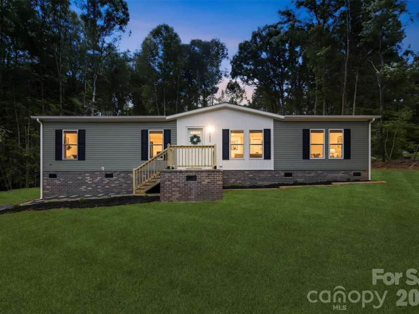 1280 Forest Ridge Road, Bessemer City, NC 28016.  MLS# CAR4422357, YatesRealty ID 49495. 