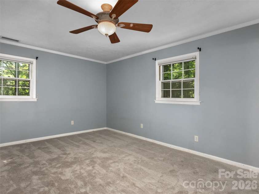 921 Indian Hill Road, Hendersonville, NC 28791.  MLS# CAR4421924, YatesRealty ID 49496. 