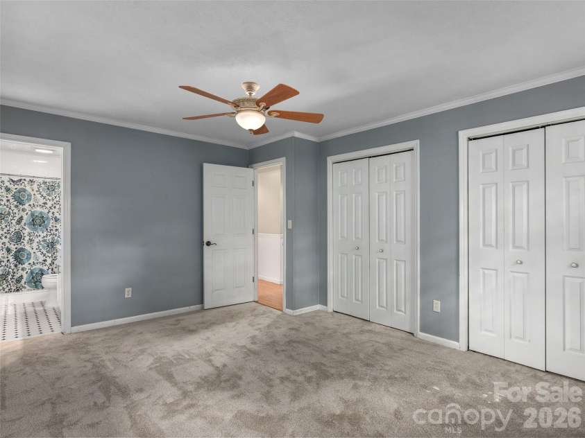 921 Indian Hill Road, Hendersonville, NC 28791.  MLS# CAR4421924, YatesRealty ID 49496. 