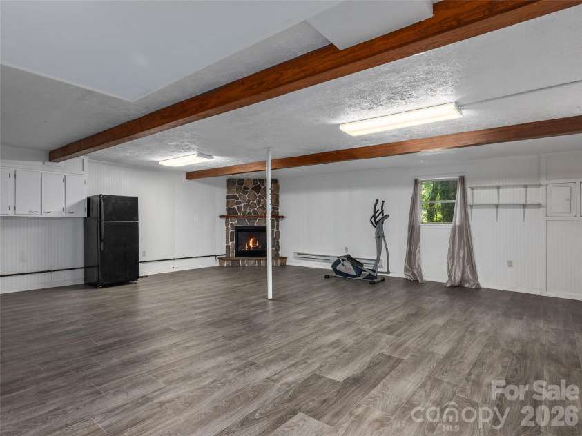 921 Indian Hill Road, Hendersonville, NC 28791.  MLS# CAR4421924, YatesRealty ID 49496. 