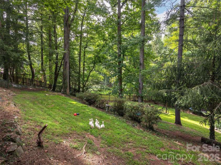 921 Indian Hill Road, Hendersonville, NC 28791.  MLS# CAR4421924, YatesRealty ID 49496. 