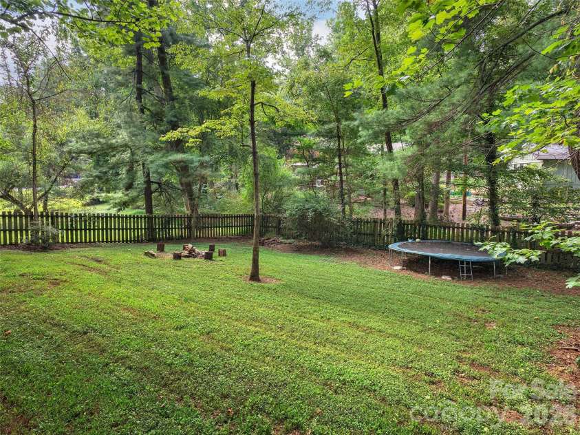 921 Indian Hill Road, Hendersonville, NC 28791.  MLS# CAR4421924, YatesRealty ID 49496. 