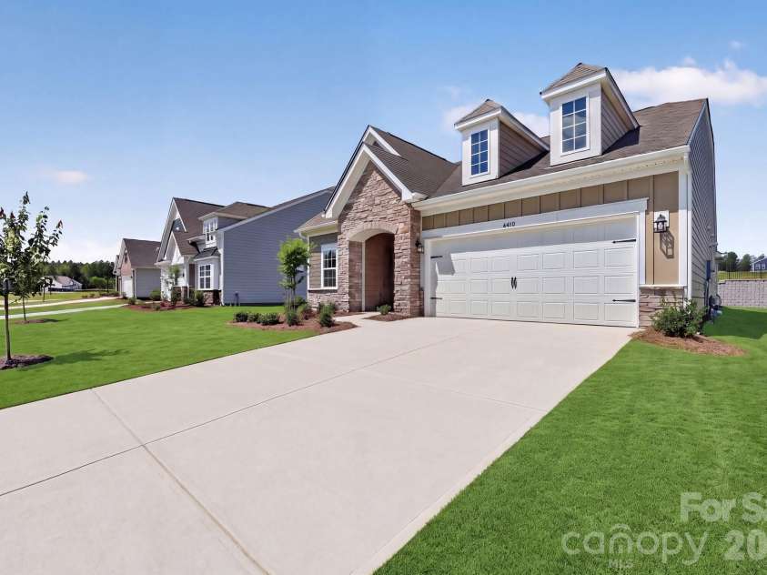 6410 Turkey Roost Way, Lancaster, SC 29720.  MLS# CAR4422733, YatesRealty ID 49497. 