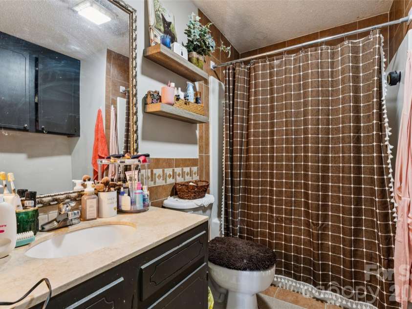 227/229 Pethel Street, Kannapolis, NC 28081.  MLS# CAR4418623, YatesRealty ID 49498. 227 Pethel
