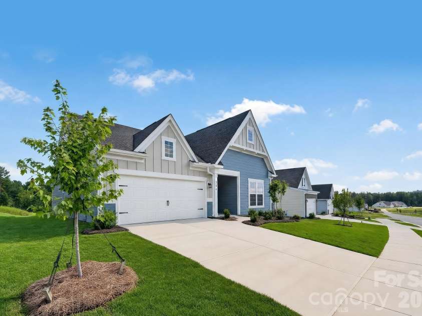 384 Waxhaw Village Road, Lancaster, SC 29720.  MLS# CAR4422735, YatesRealty ID 49499. 