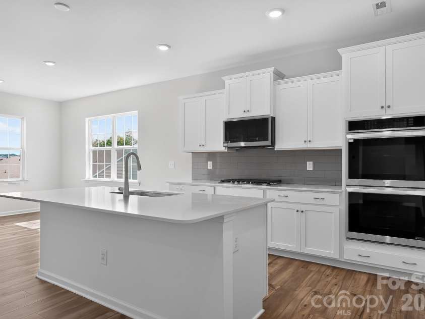 384 Waxhaw Village Road, Lancaster, SC 29720.  MLS# CAR4422735, YatesRealty ID 49499. 