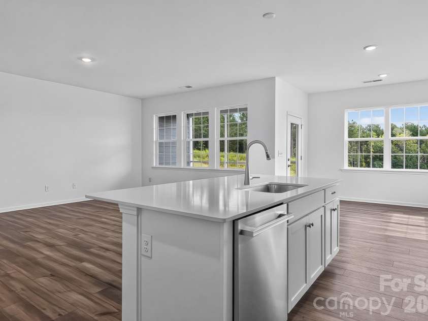 384 Waxhaw Village Road, Lancaster, SC 29720.  MLS# CAR4422735, YatesRealty ID 49499. 