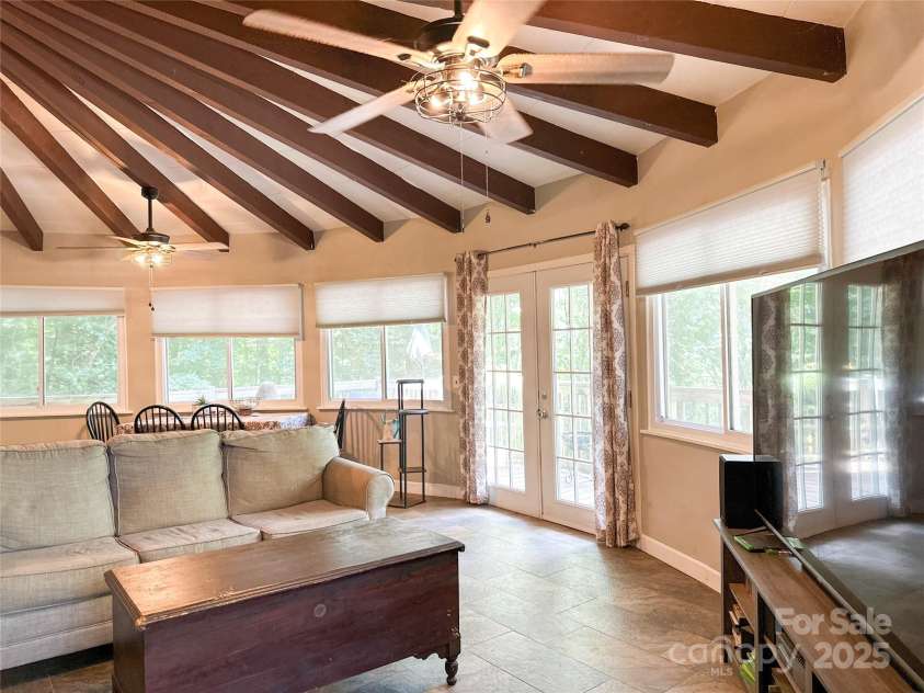 171 Windy Hill Drive, Franklin, NC 28734.  MLS# CAR4278856, YatesRealty ID 495. 