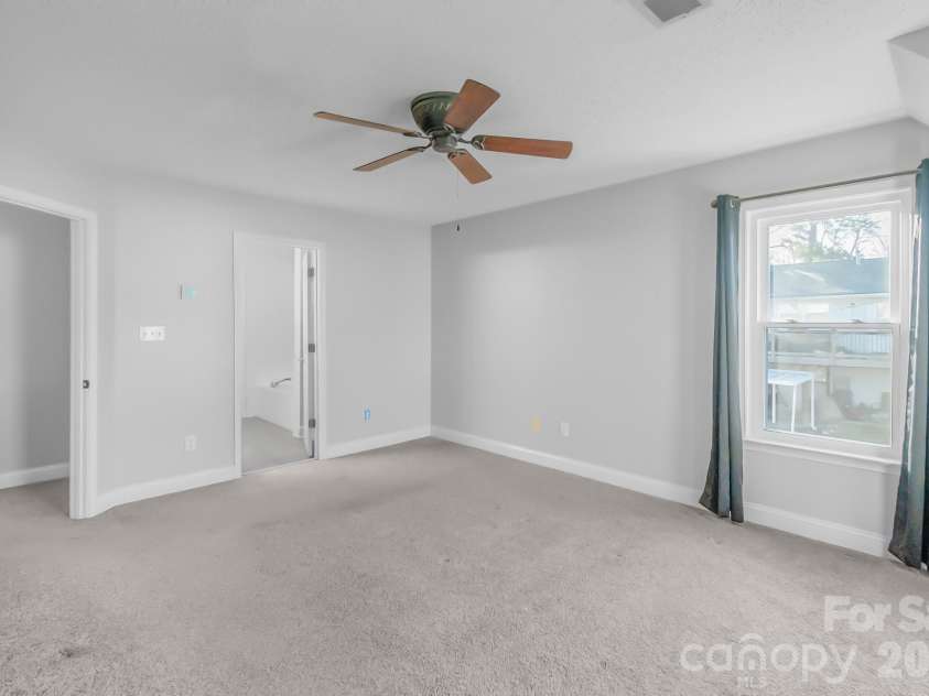 2984 Daffodil Court, Gastonia, NC 28054.  MLS# CAR4337455, YatesRealty ID 4950. 