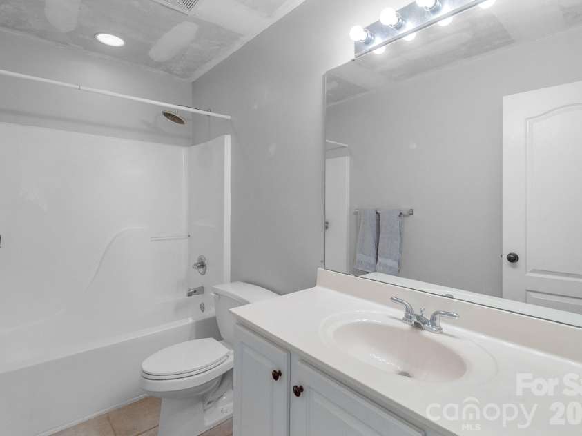 2984 Daffodil Court, Gastonia, NC 28054.  MLS# CAR4337455, YatesRealty ID 4950. 