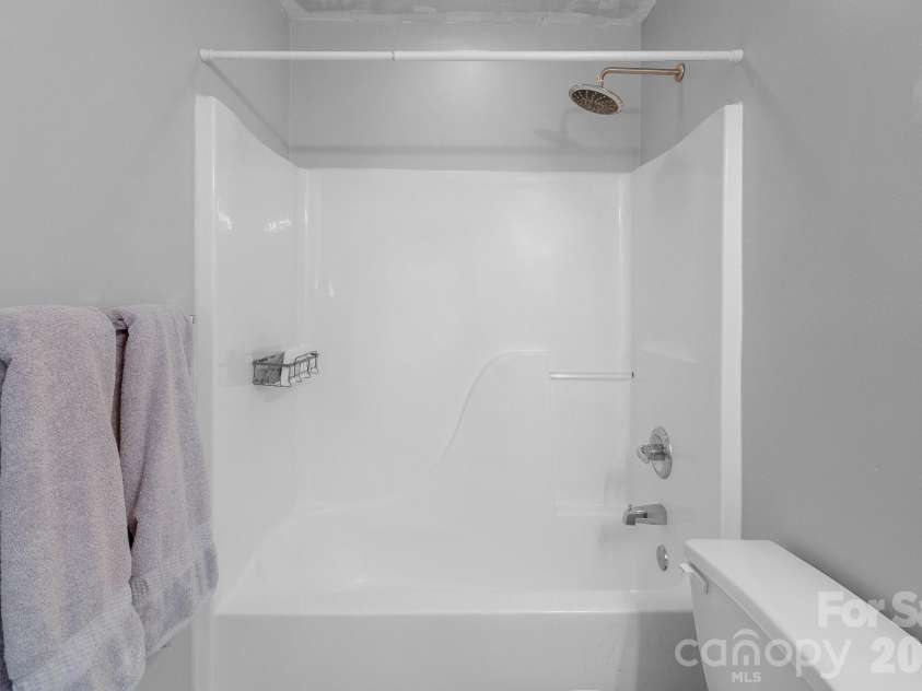 2984 Daffodil Court, Gastonia, NC 28054.  MLS# CAR4337455, YatesRealty ID 4950. 