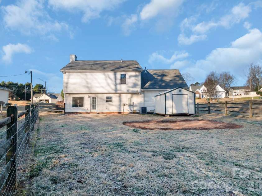 2984 Daffodil Court, Gastonia, NC 28054.  MLS# CAR4337455, YatesRealty ID 4950. 