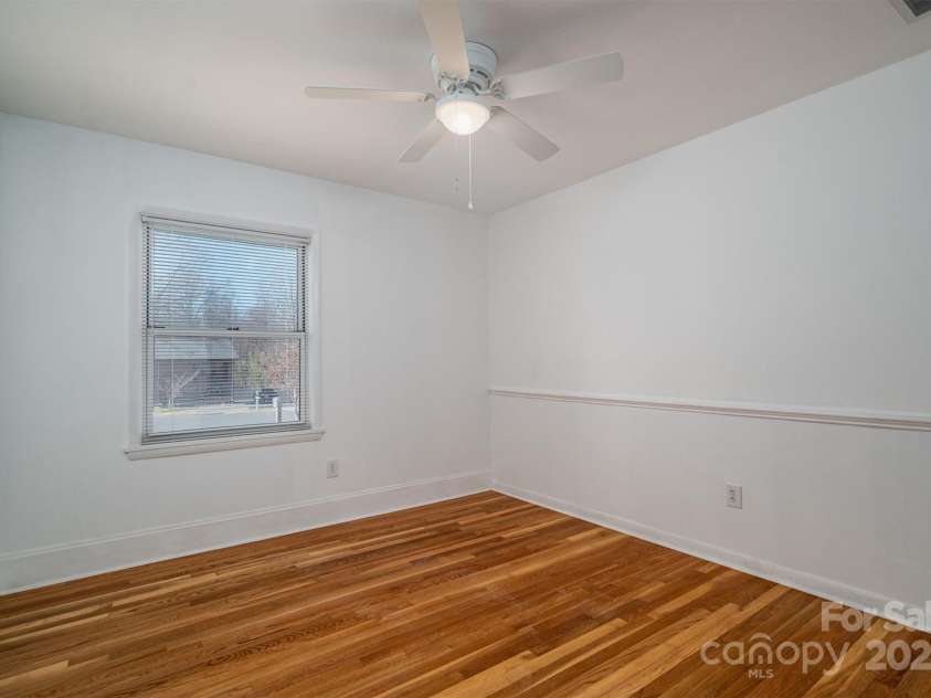 9026 Longview Drive, Charlotte, NC 28214.  MLS# CAR4226827, YatesRealty ID 4950. 