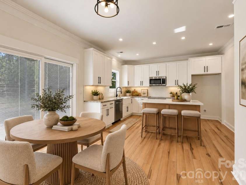 363 Lake Farm Drive, Salisbury, NC 28146.  MLS# CAR4422665, YatesRealty ID 49501. 