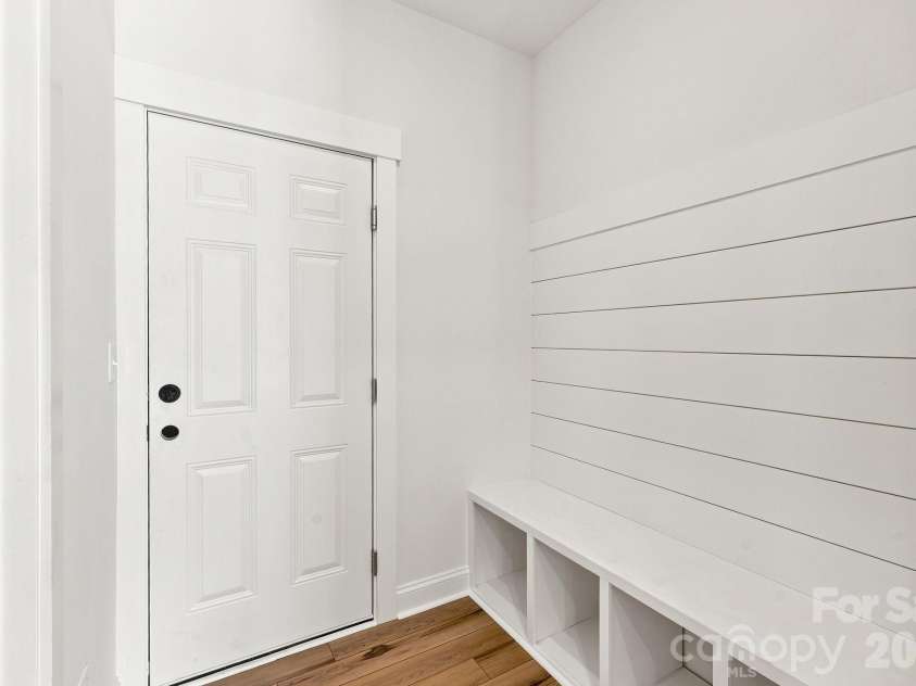 363 Lake Farm Drive, Salisbury, NC 28146.  MLS# CAR4422665, YatesRealty ID 49501. 