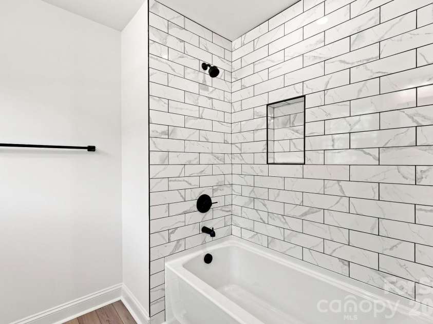 363 Lake Farm Drive, Salisbury, NC 28146.  MLS# CAR4422665, YatesRealty ID 49501. 
