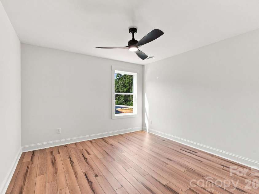 363 Lake Farm Drive, Salisbury, NC 28146.  MLS# CAR4422665, YatesRealty ID 49501. 