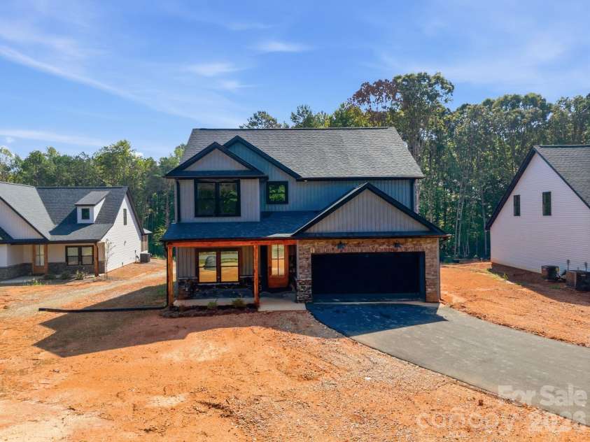 363 Lake Farm Drive, Salisbury, NC 28146.  MLS# CAR4422665, YatesRealty ID 49501. 