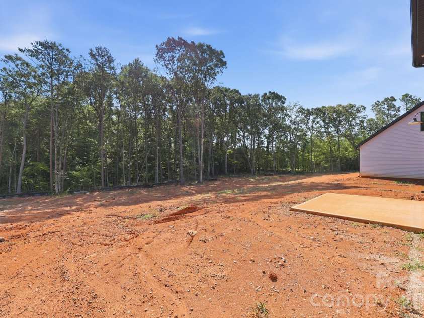 363 Lake Farm Drive, Salisbury, NC 28146.  MLS# CAR4422665, YatesRealty ID 49501. 