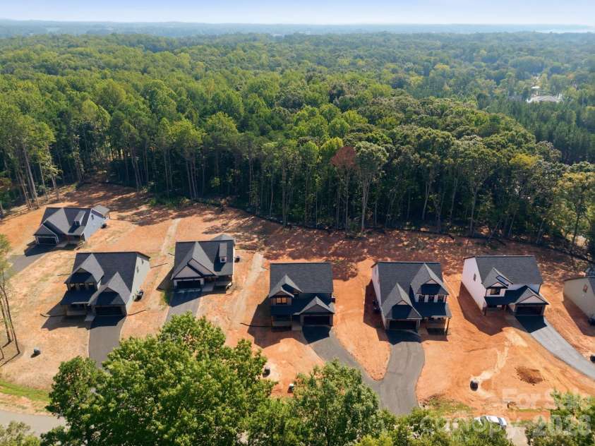 363 Lake Farm Drive, Salisbury, NC 28146.  MLS# CAR4422665, YatesRealty ID 49501. 
